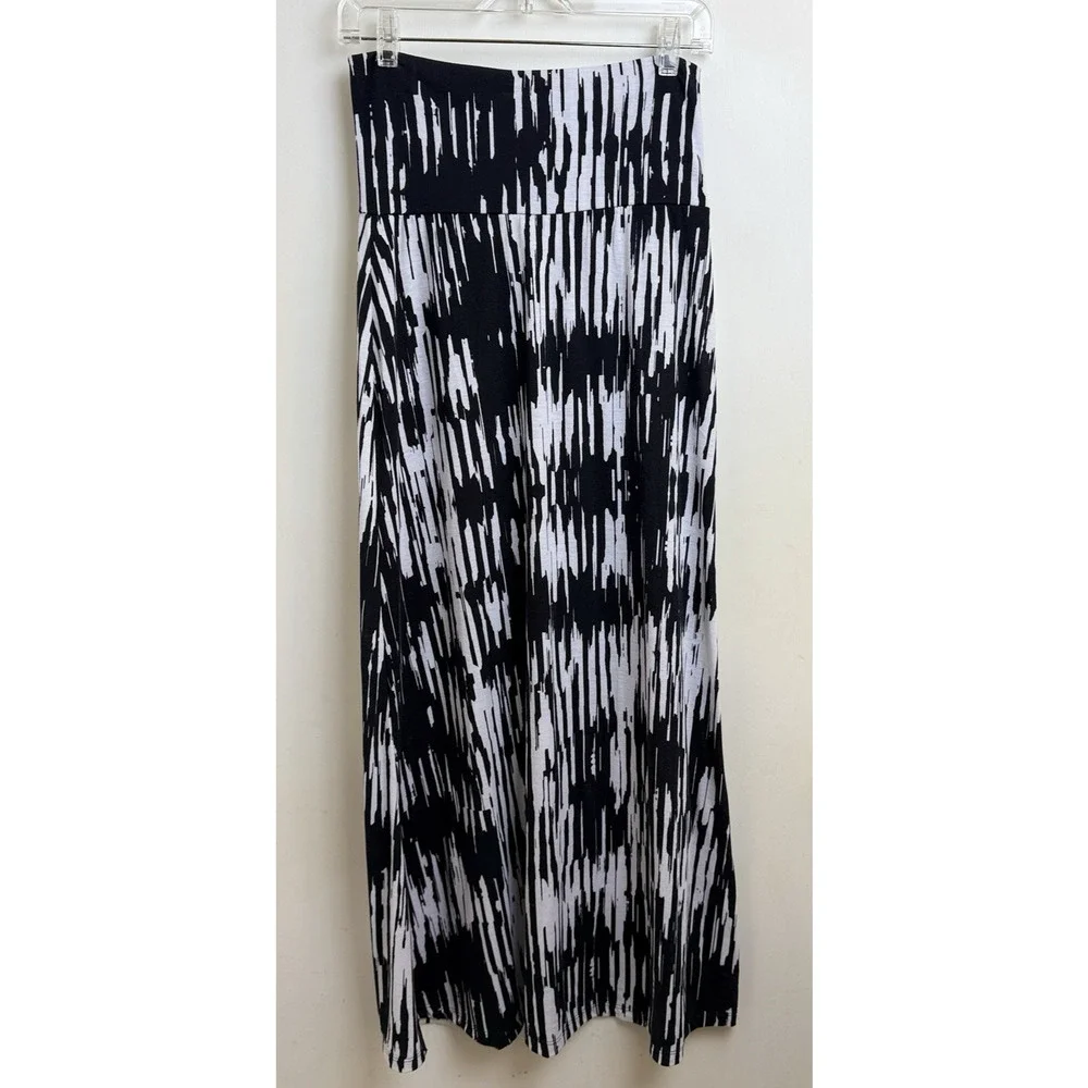 Lily Star Black & White Abstract Maxi Skirt Women M Coastal Festival Casual Vaca